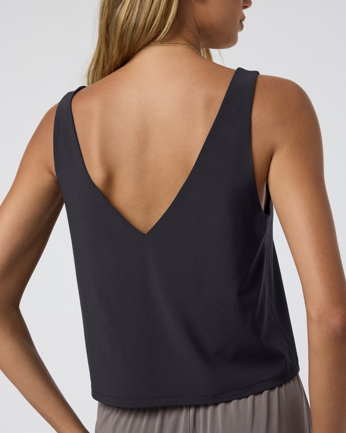 Villa Cropped Tank Black - Image 4