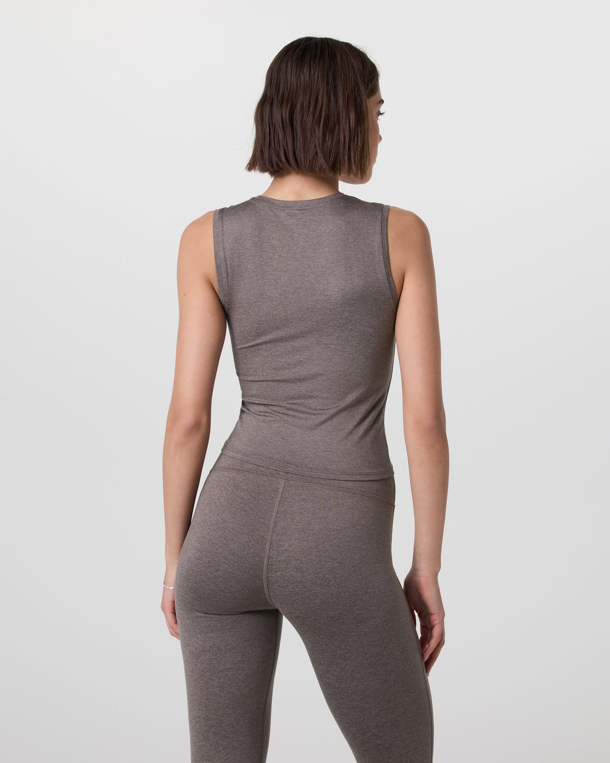 Halo Essential Scoop Tank Chia Heather - Image 3