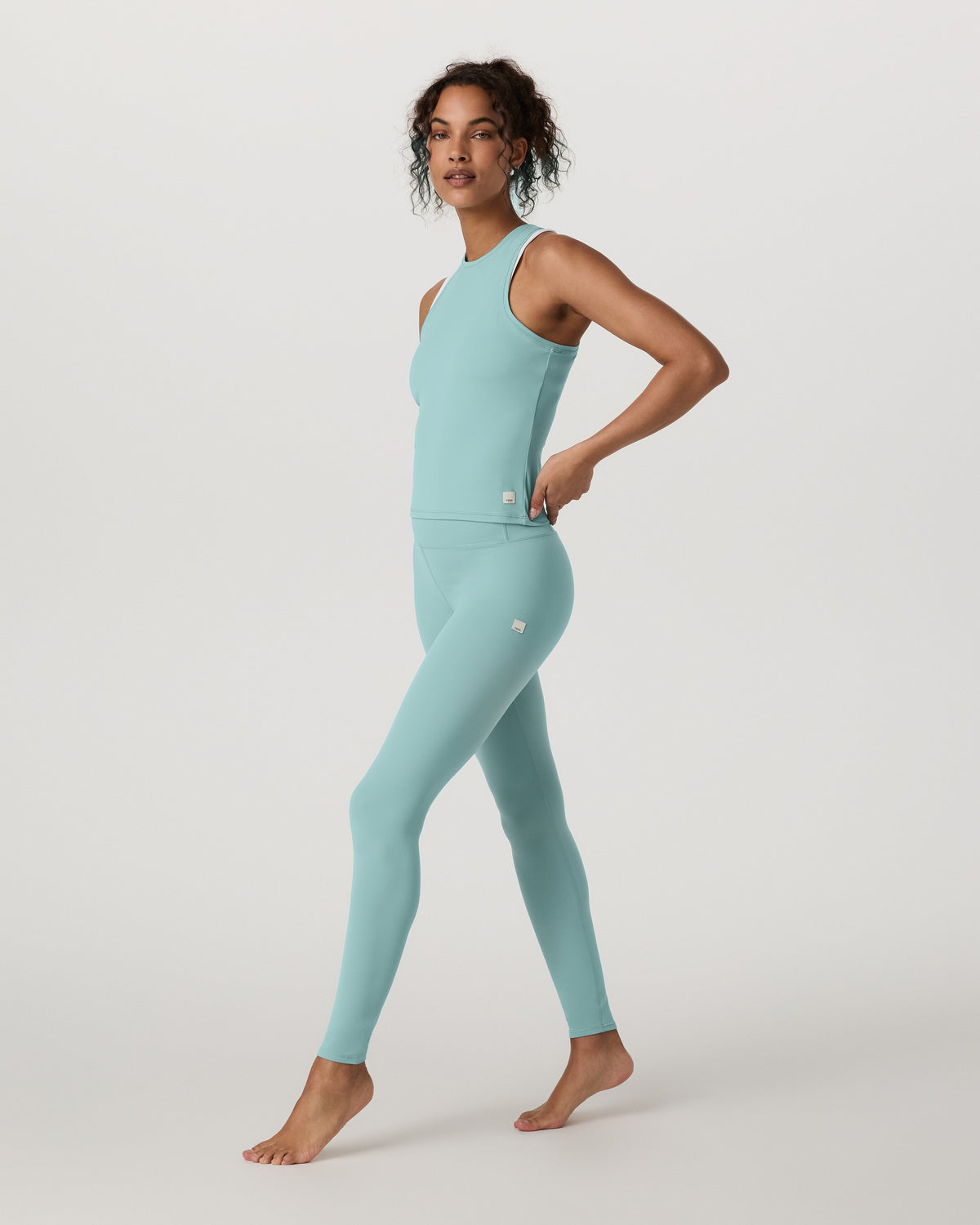 Vuori AllTheFeels? Crew Tank Women's Sea Spray Tank Top - Image 6