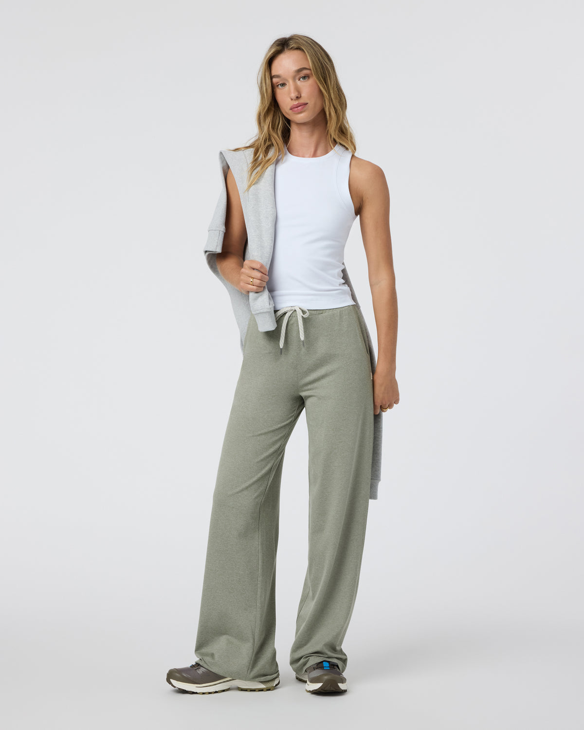 Pose Modern Tank White - Image 2