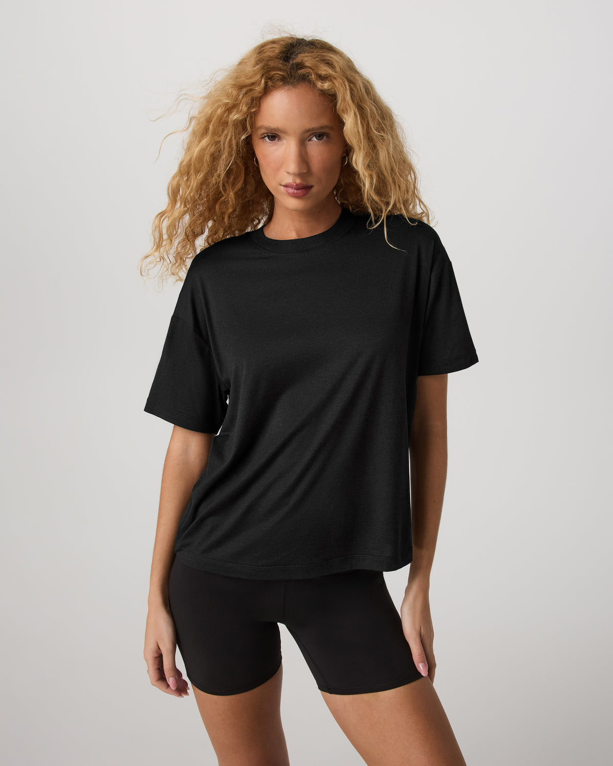 Energy Long Tee Women's Black Heather Fitness Tee Shirt - Image 5