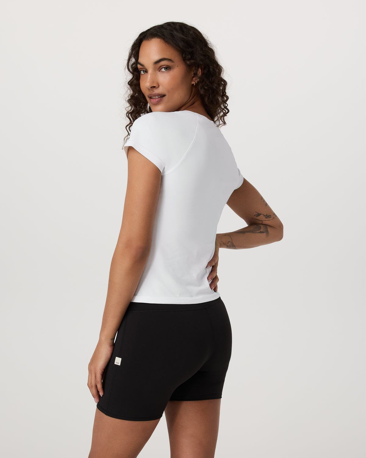 Short Sleeve Seamless Surge Tee White - Image 3