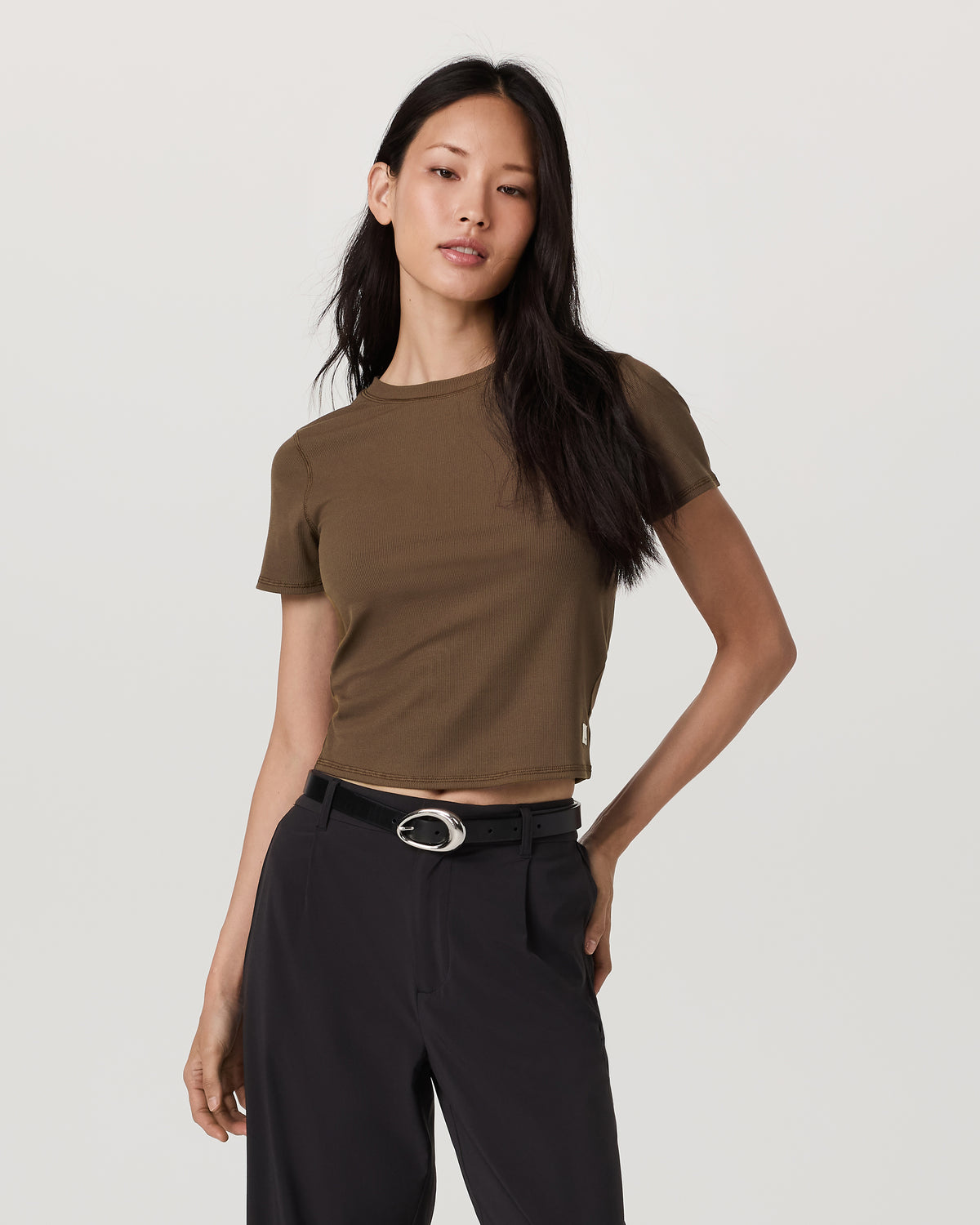 Pose Fitted Tee Women's Espresso T-Shirt - Image 2