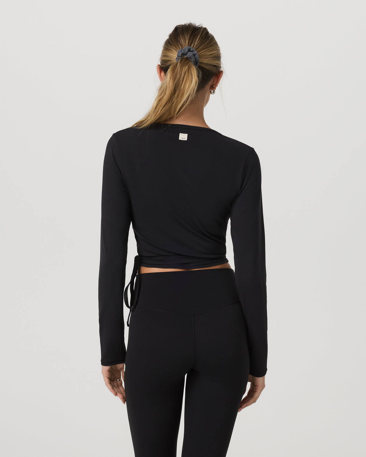 Vuori AllTheForm? Wrap Top Women's Black Wrap Top - Image 3