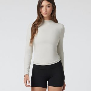 Vuori AllTheFeels Long Sleeve Mock Ecru