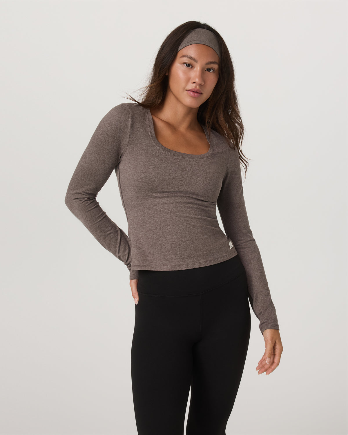 Women's Long Sleeve Halo Essential Scoop Chia Heather - Image 5