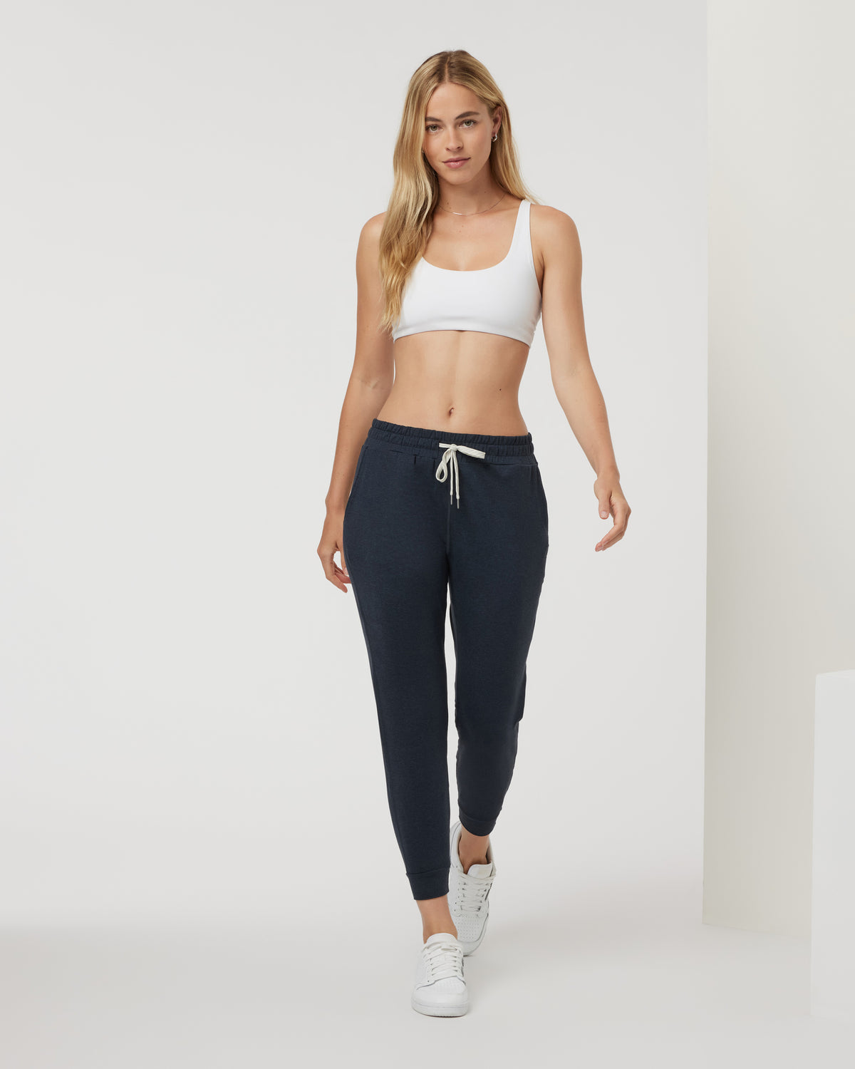 Yosemite Bra Women's White Sports Bra - Image 3