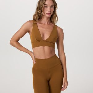 Vuori AllTheFeels? Triangle Bra Women's Bra in Rum