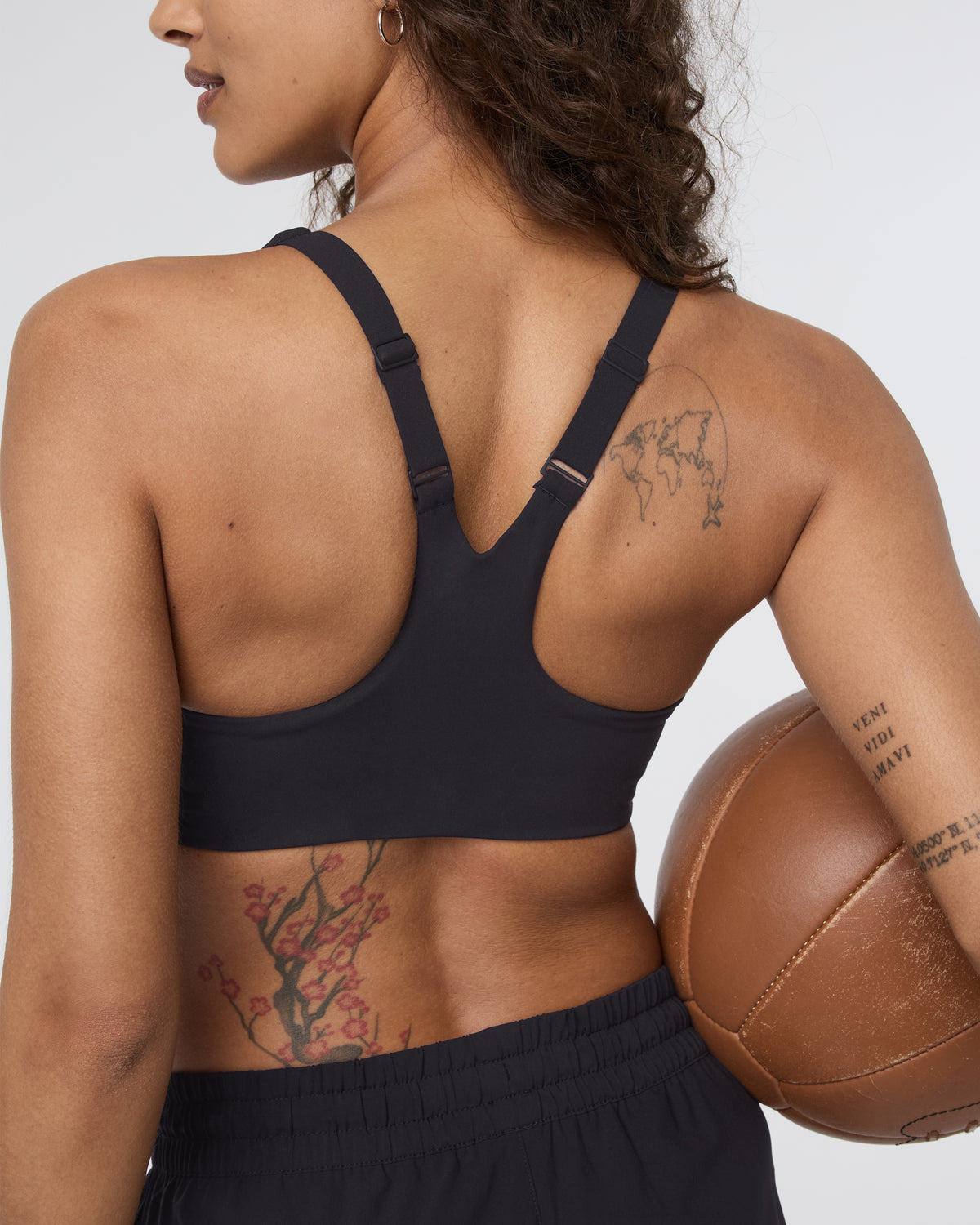 Dynamic Bra Black Medium Support Sports Bra - Image 2