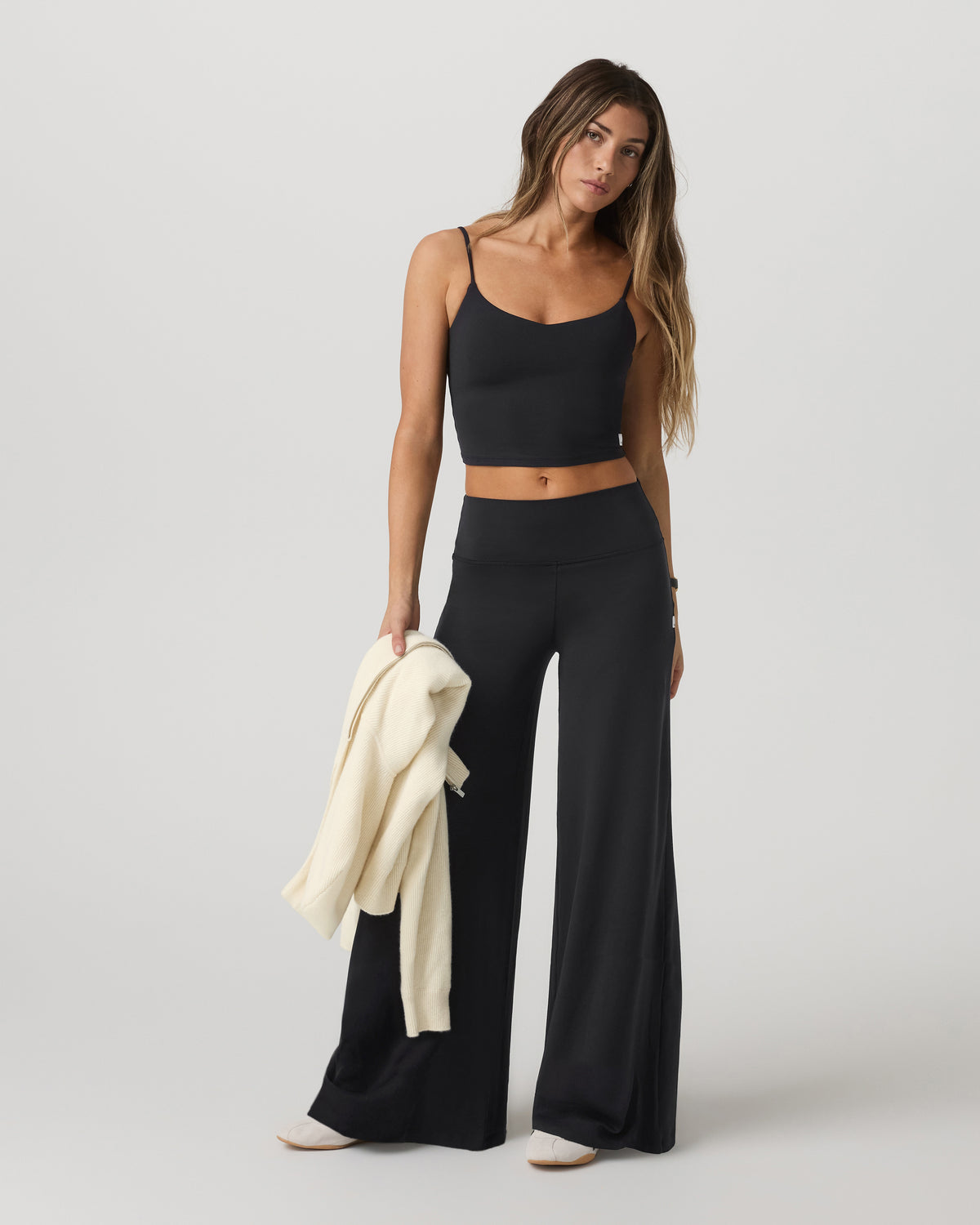 Halo Easy Wideleg Pant - Short Women's Solid Black Pants - Image 4