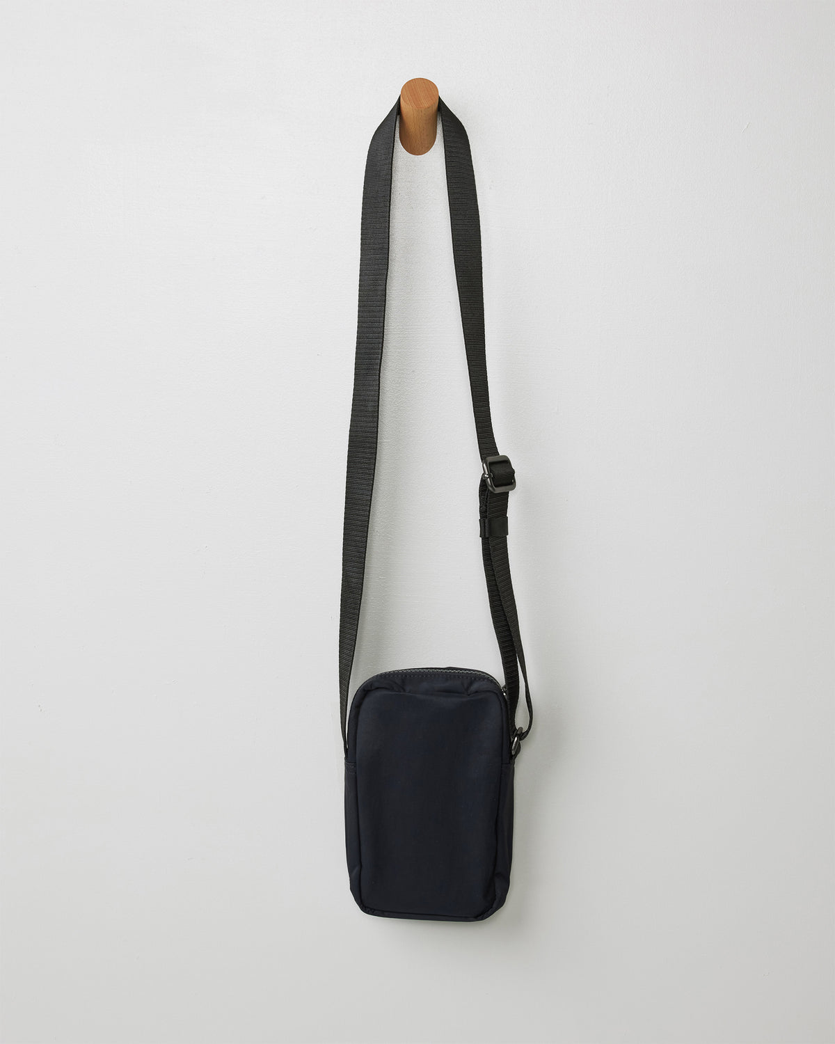 All Around Crossbody Black Bag - Image 3
