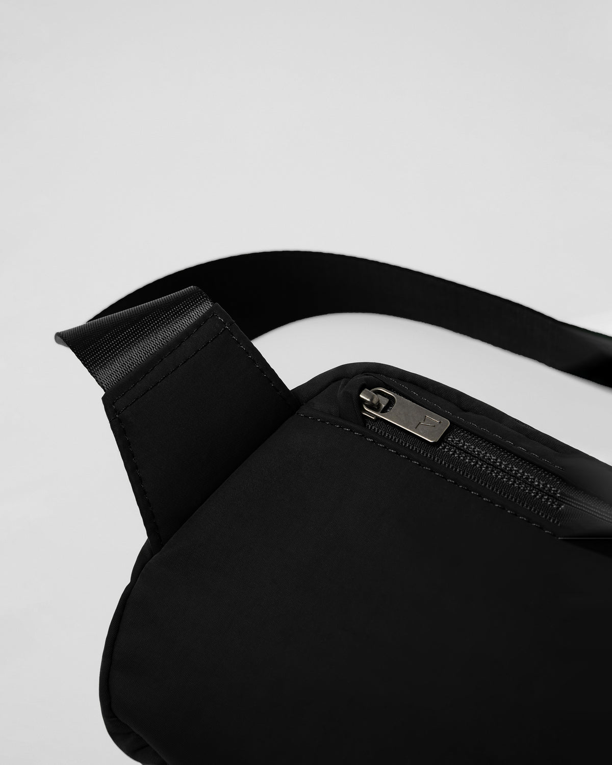 All Around Hip Pack Black Waist Bag - Image 3