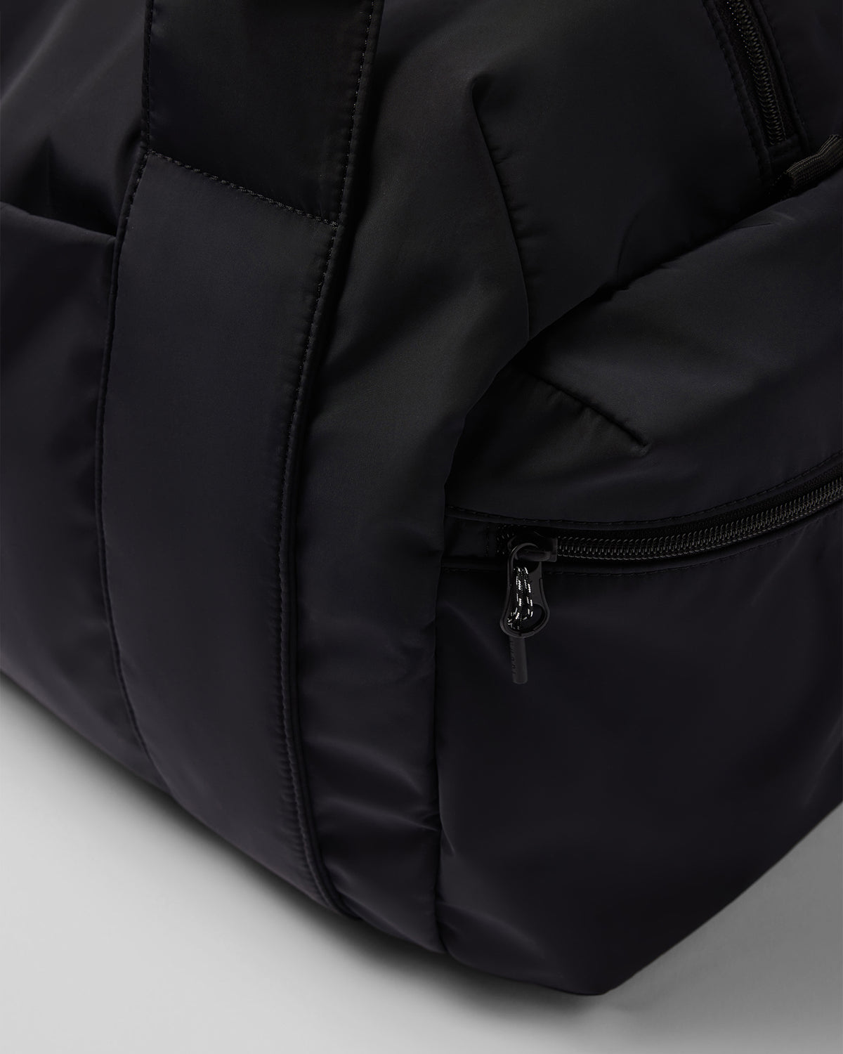 Vuori Gym Bag 2.0 Black - Image 4