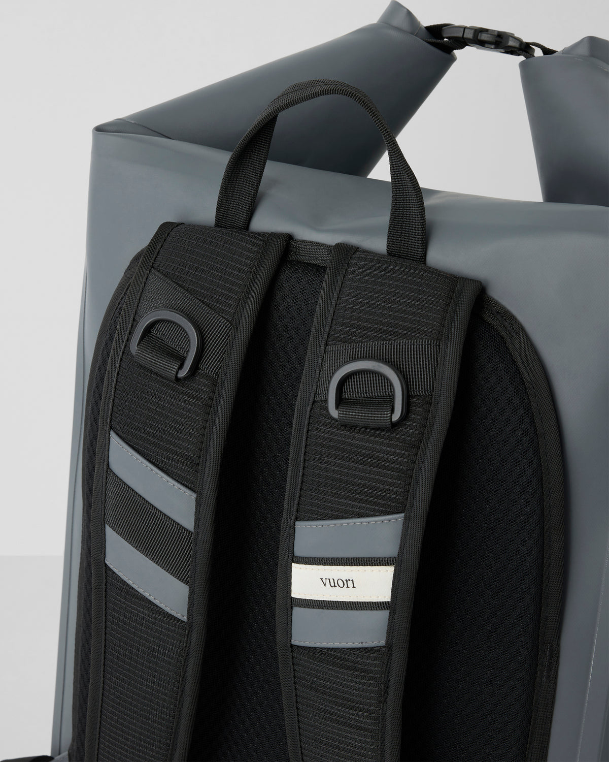 Vuori Dry Bag Charcoal Waterproof Bag - Image 3