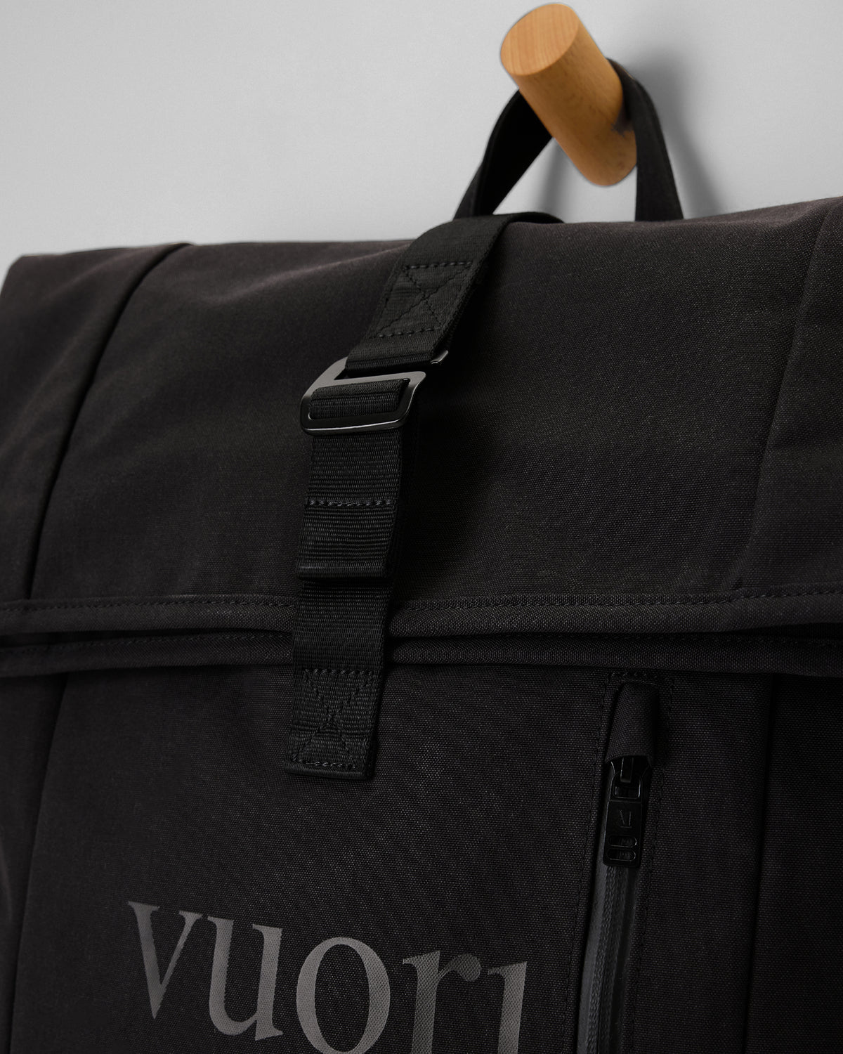Vuori Backpack Black Backpack - Image 6