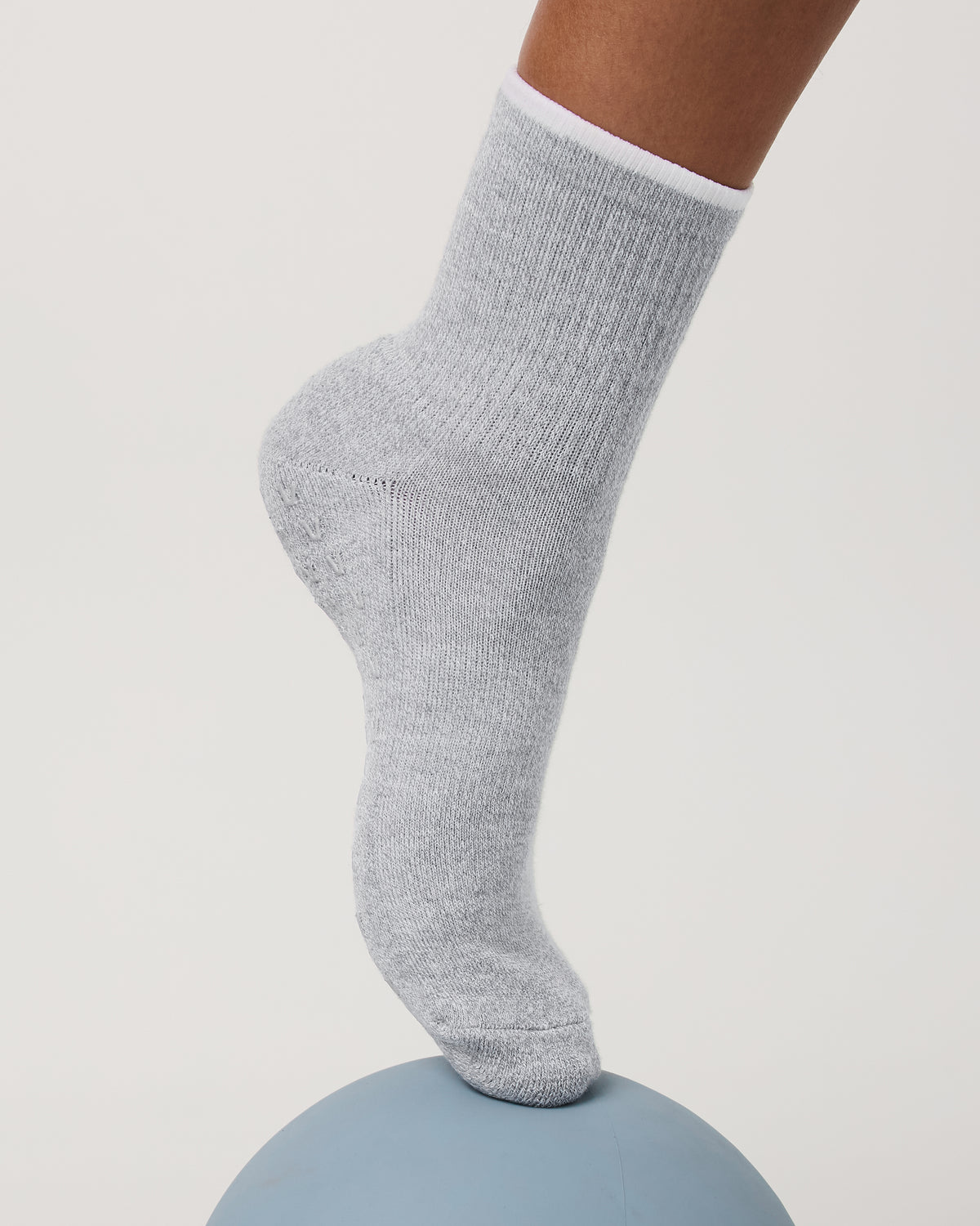 Half Crew Gripper Sock Light Heather Grey Grip - Image 3