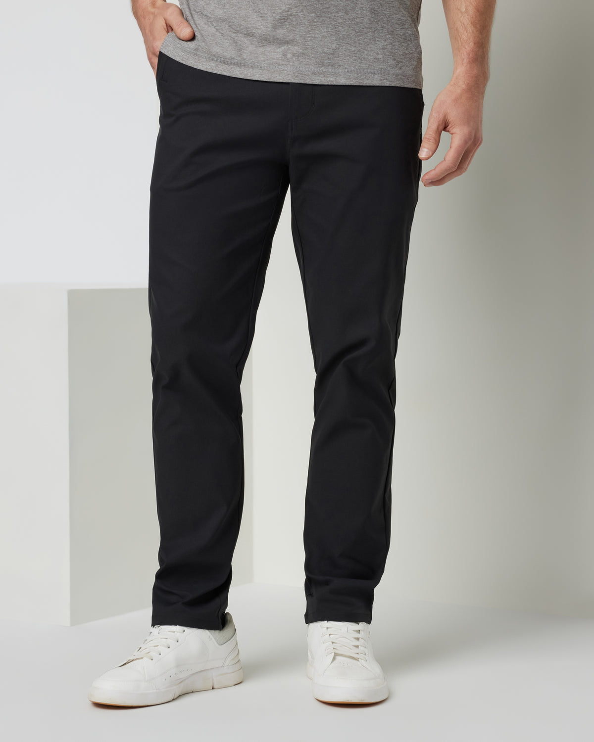 Cascade Tech Chino Pant Men's Black Chinos