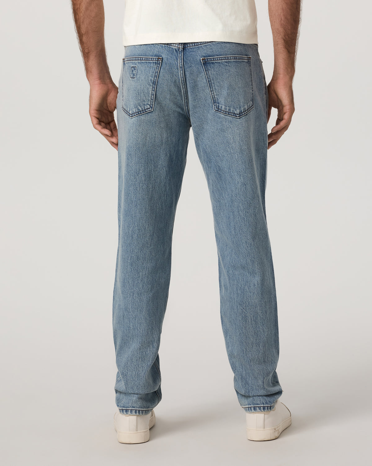Vuori Vintage Jean Classic Fit 32" Light Wash Denim - Image 4