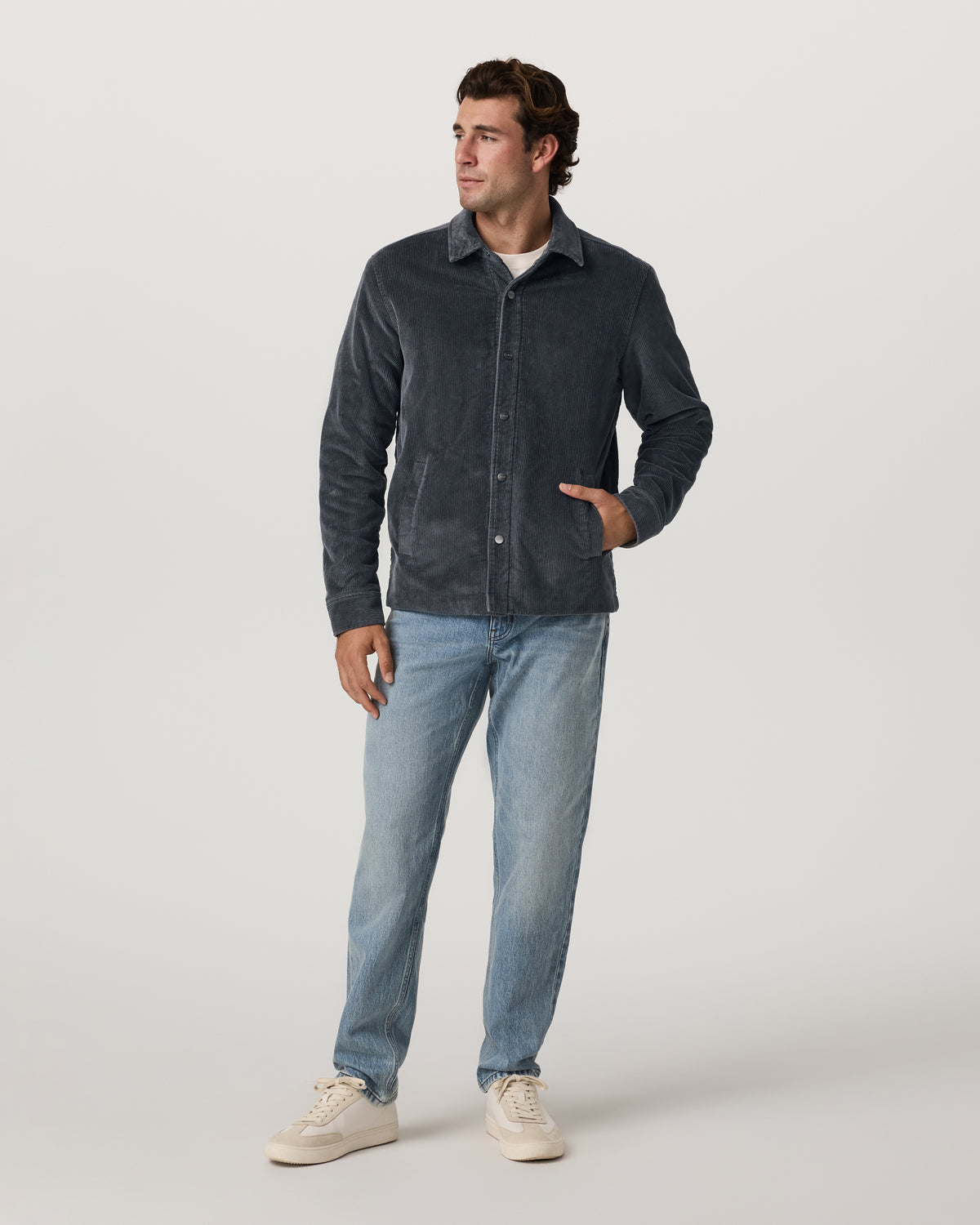 Vuori Vintage Jean Classic Fit 32" Light Wash Denim - Image 5