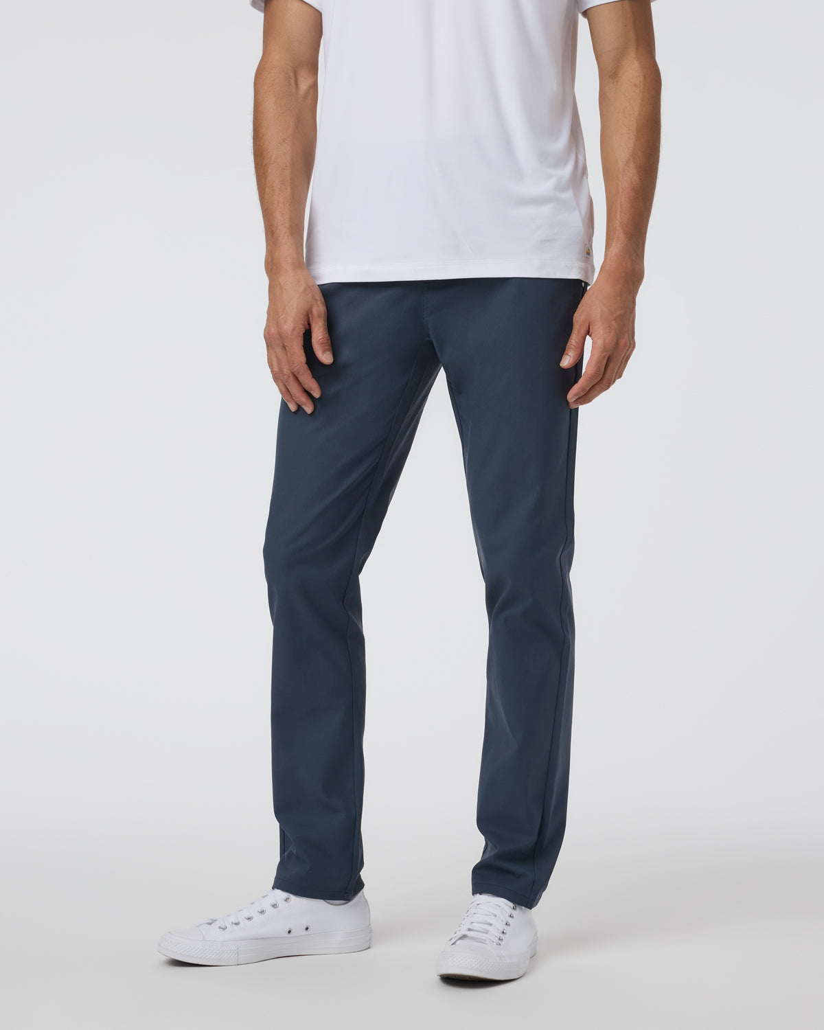 Cascade Tech Chino Pant Men's Ink Chinos