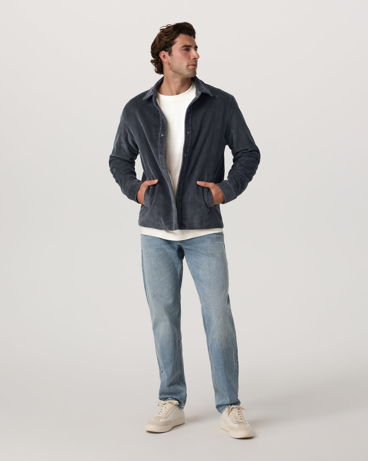 Vuori Vintage Jean Classic Fit 30" Light Wash Denim - Image 4