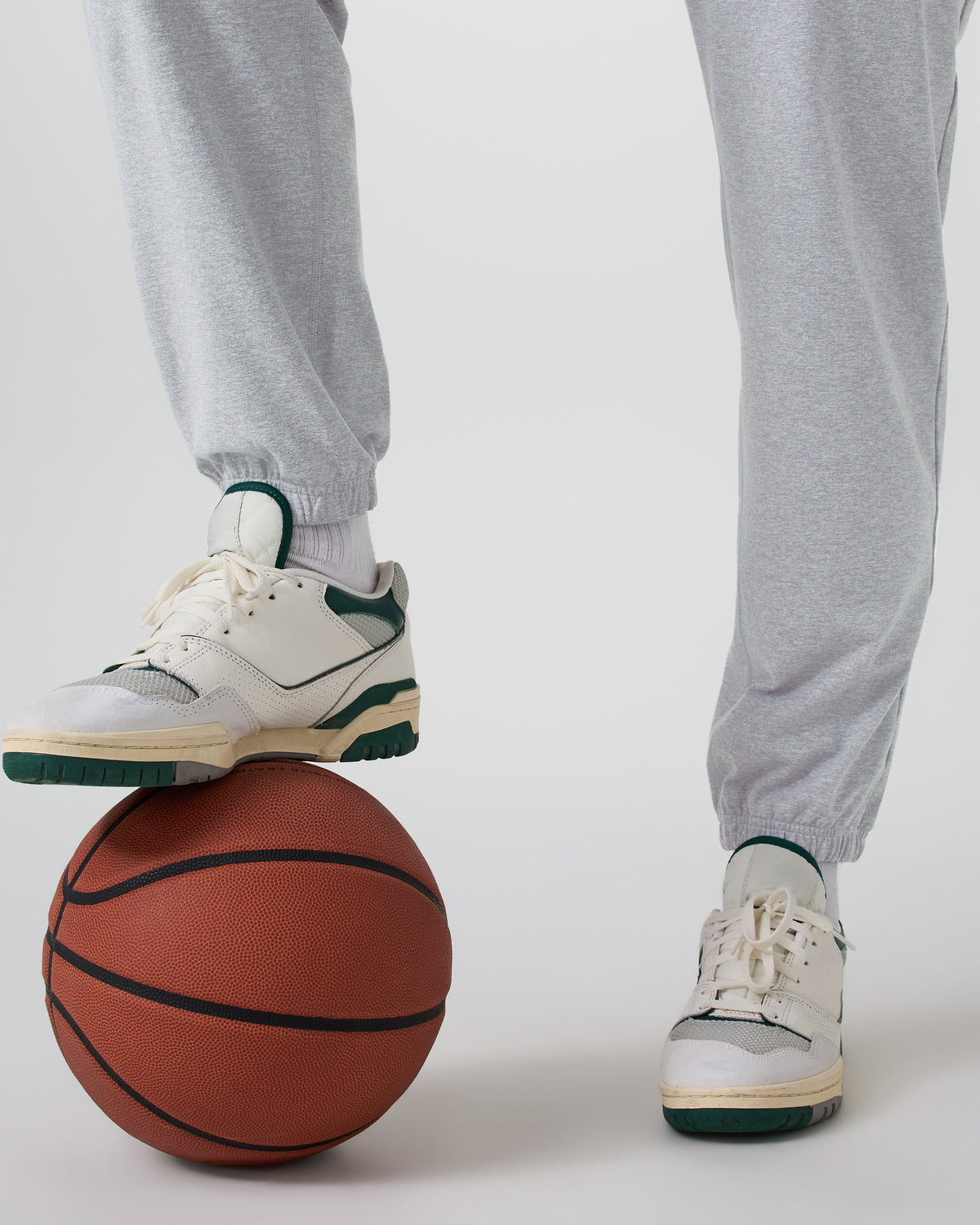 Coronado Performance Sweatpant Classic 28" Light Heather Grey - Image 2