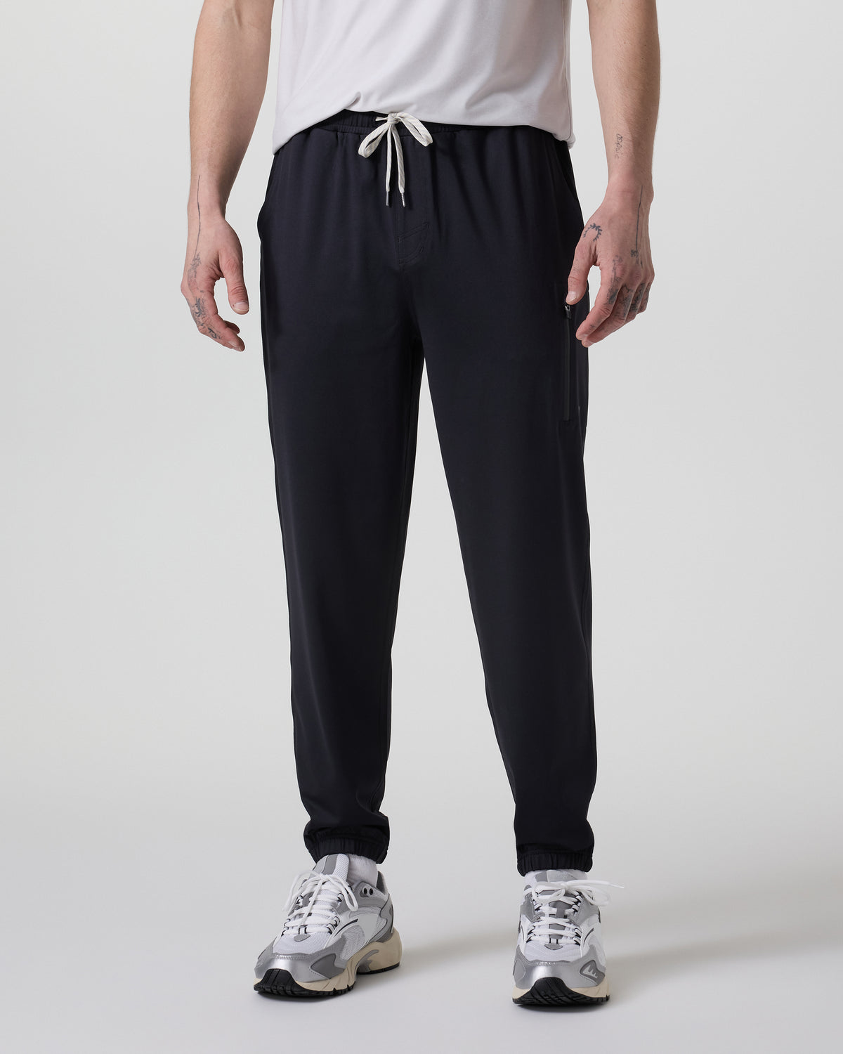 Sunday Performance Sweatpant Classic 30" Black - Image 4