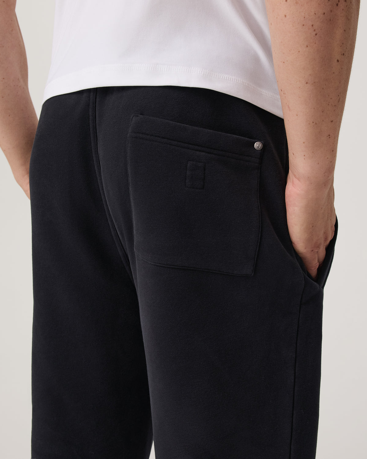 Men's Seaside Straight Leg Sweatpant 30?? Black - Image 2