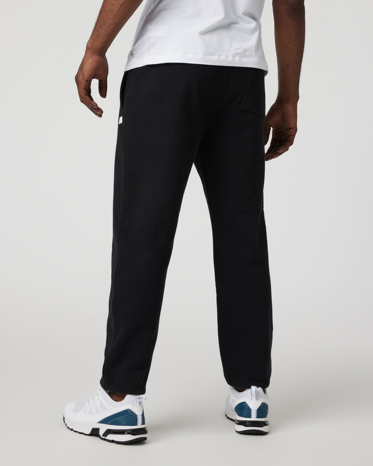Seaside Sweatpant Men's Black Fleece Sweatpants - Image 4