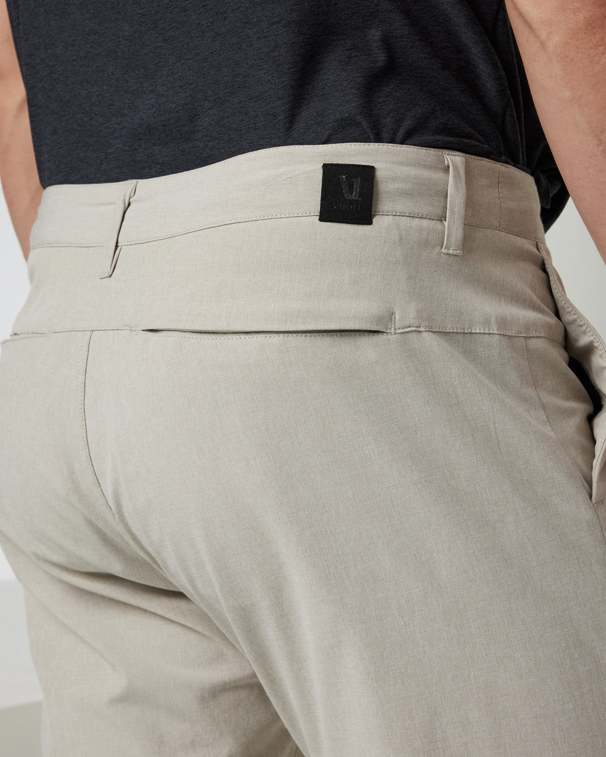 Aim Pant 30" Men's Khaki Golf & Travel Pants - Image 4