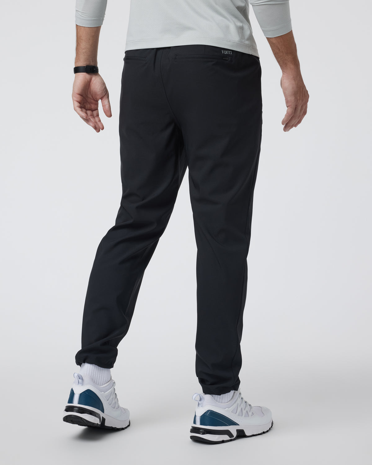 Train Tech Pant Men's Black Training Pants - Image 2