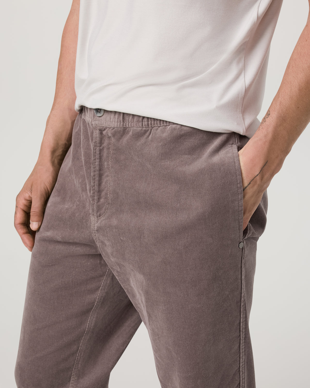 Men's Optimist Elastic Waist Pant Classic Fit Huckleberry - Image 2