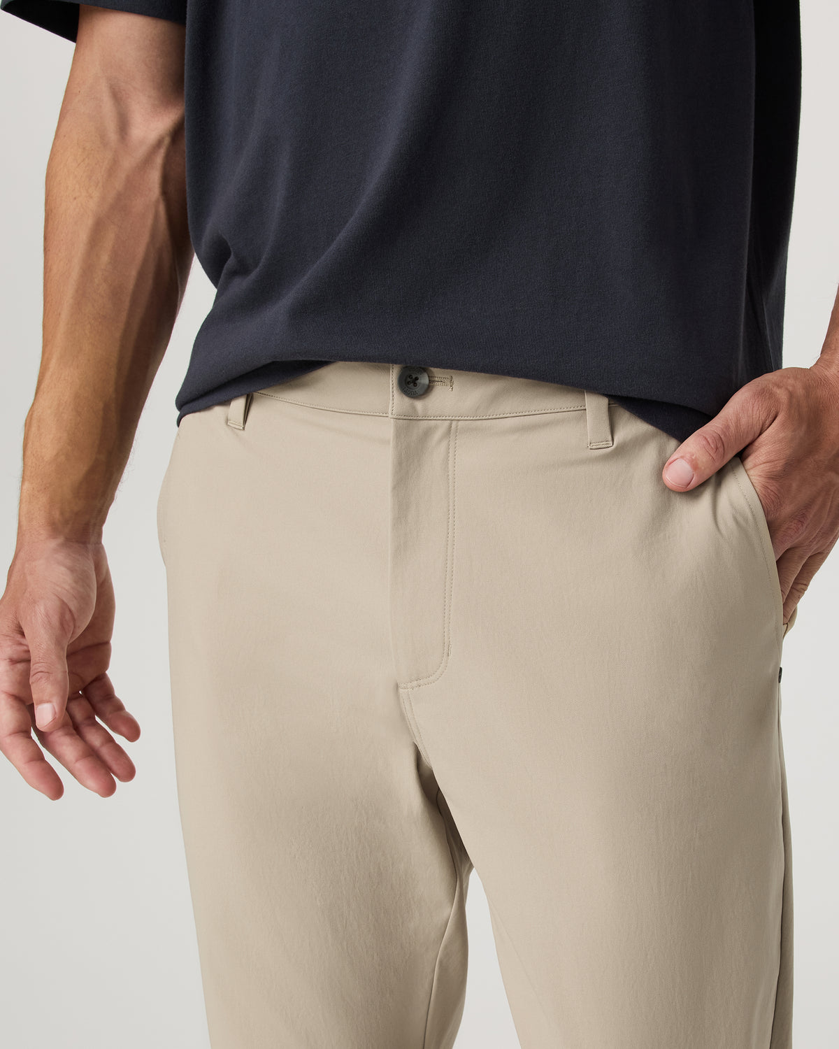 Cascade Chino Classic Fit 32" Men's Trench Pants - Image 2