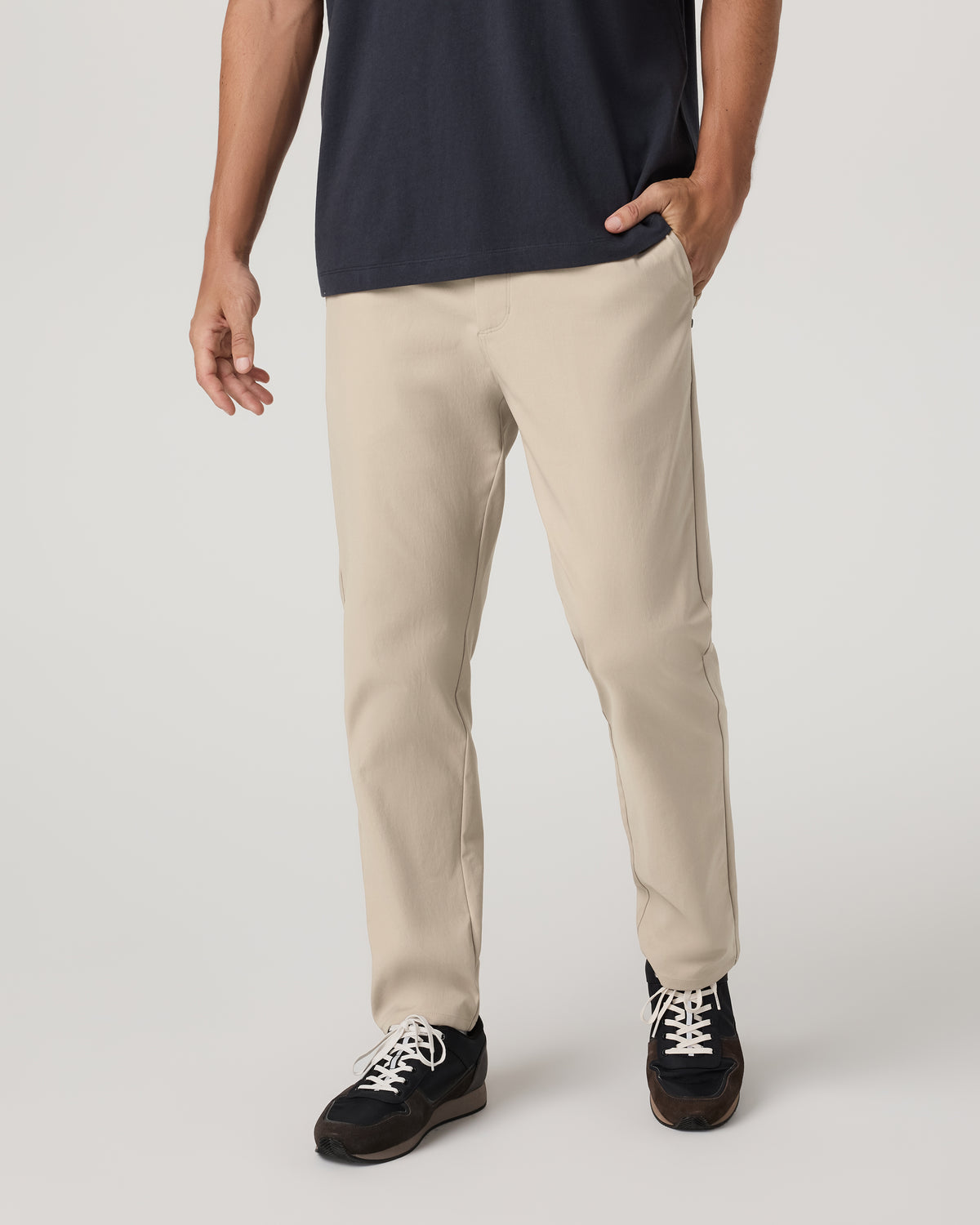 Cascade Chino Classic Fit 32" Men's Trench Pants - Image 3