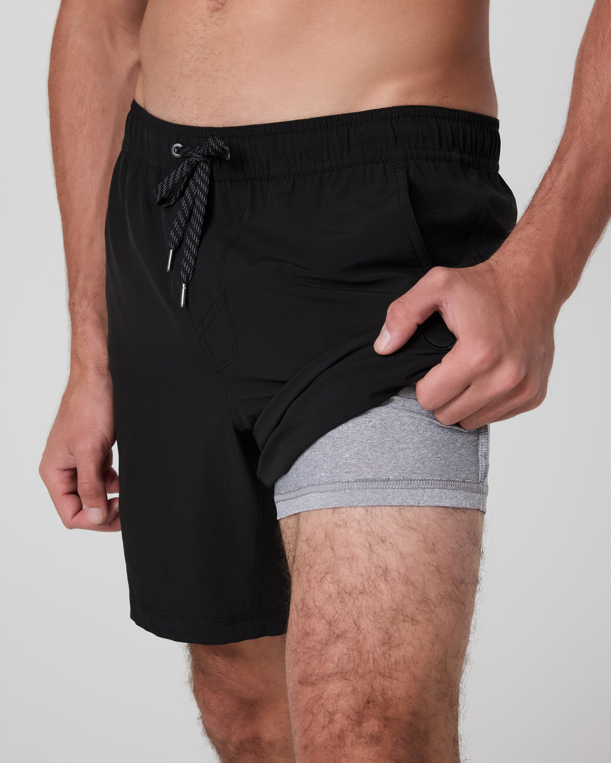 Kore Short Lined 7" Men's Black Tonal Athletic Shorts - Image 2