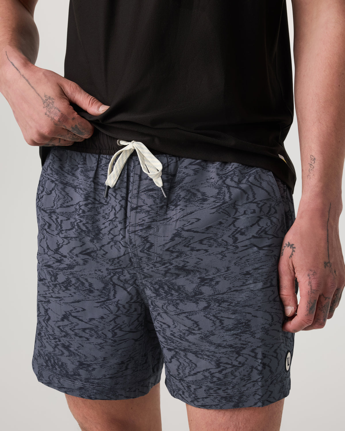 Kore Short Lined 5" Men's Moonlight Sand Shorts - Image 2