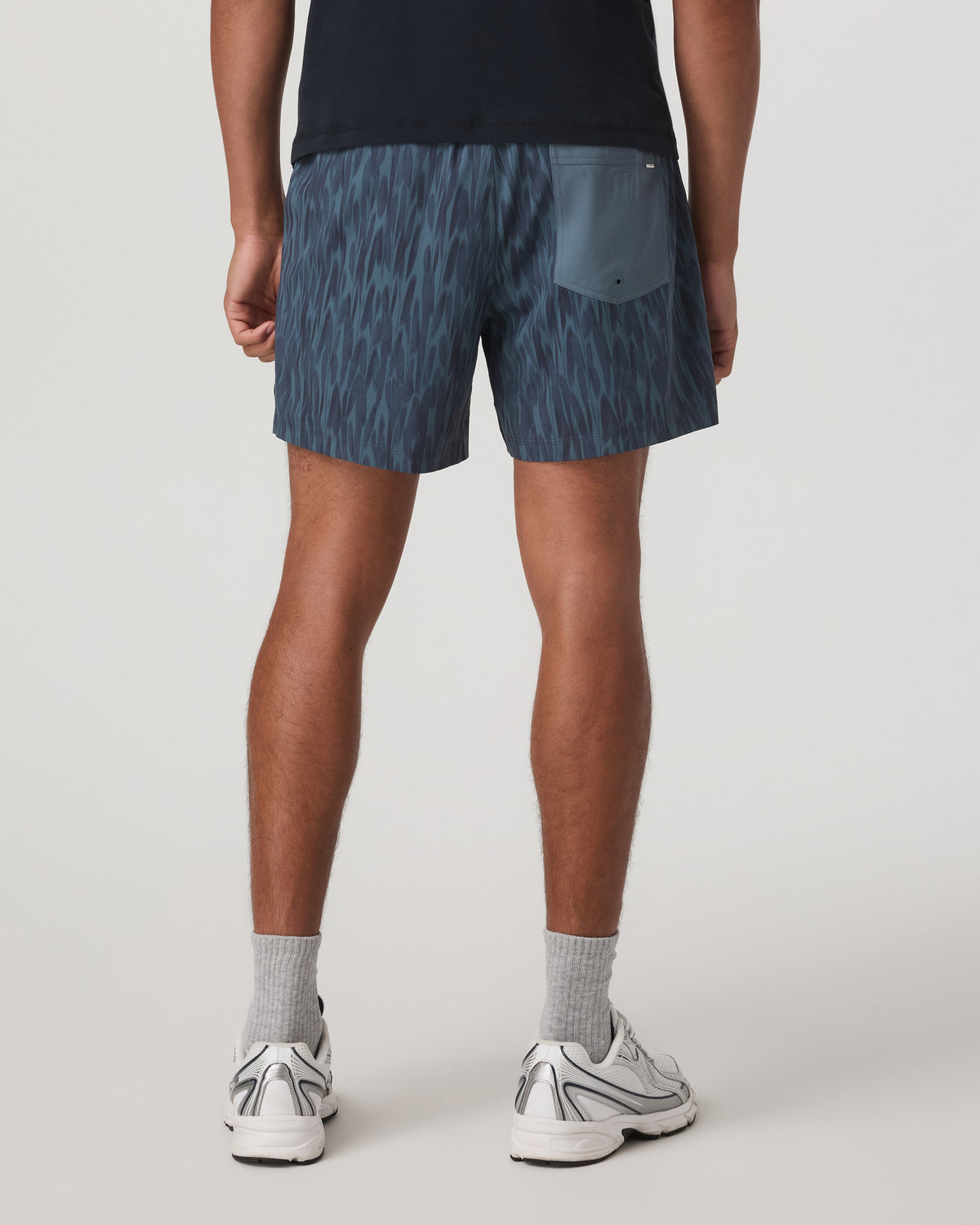 Kore Short Lined 5" Men's Blue Sea Pampas Fit Shorts - Image 3