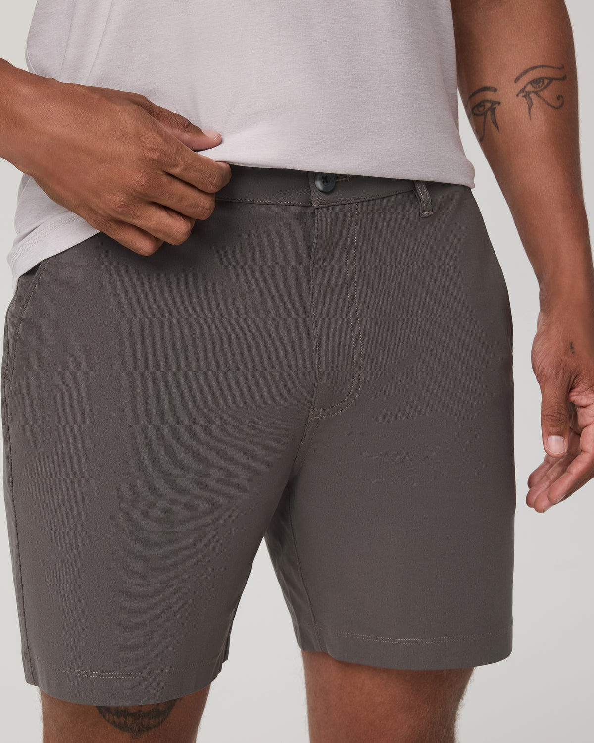 Meta Short 6" Men's Warm Grey Classic Chino Shorts - Image 2