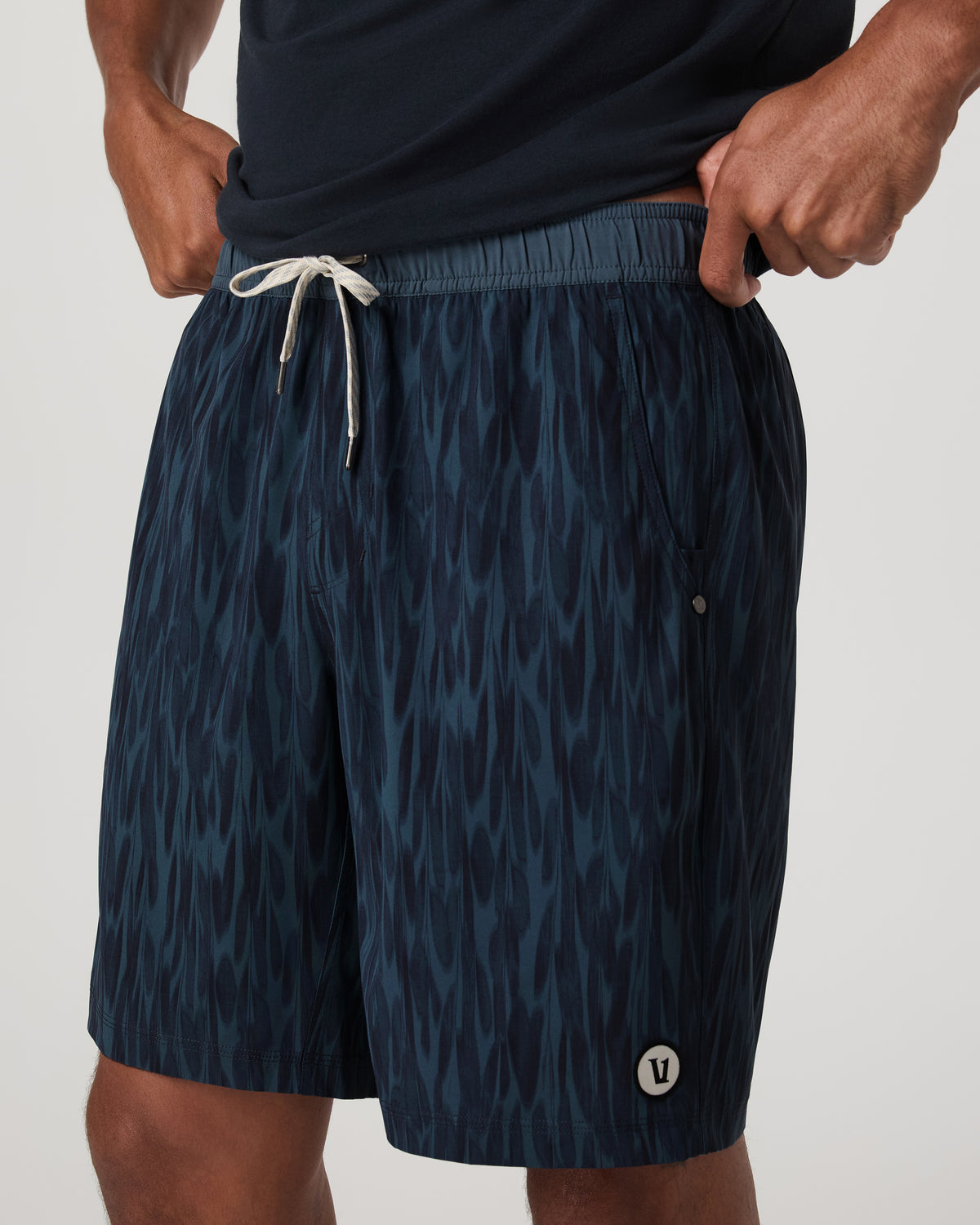 Kore Short Unlined 9" Men's Blue Sea Pampas Shorts - Image 2