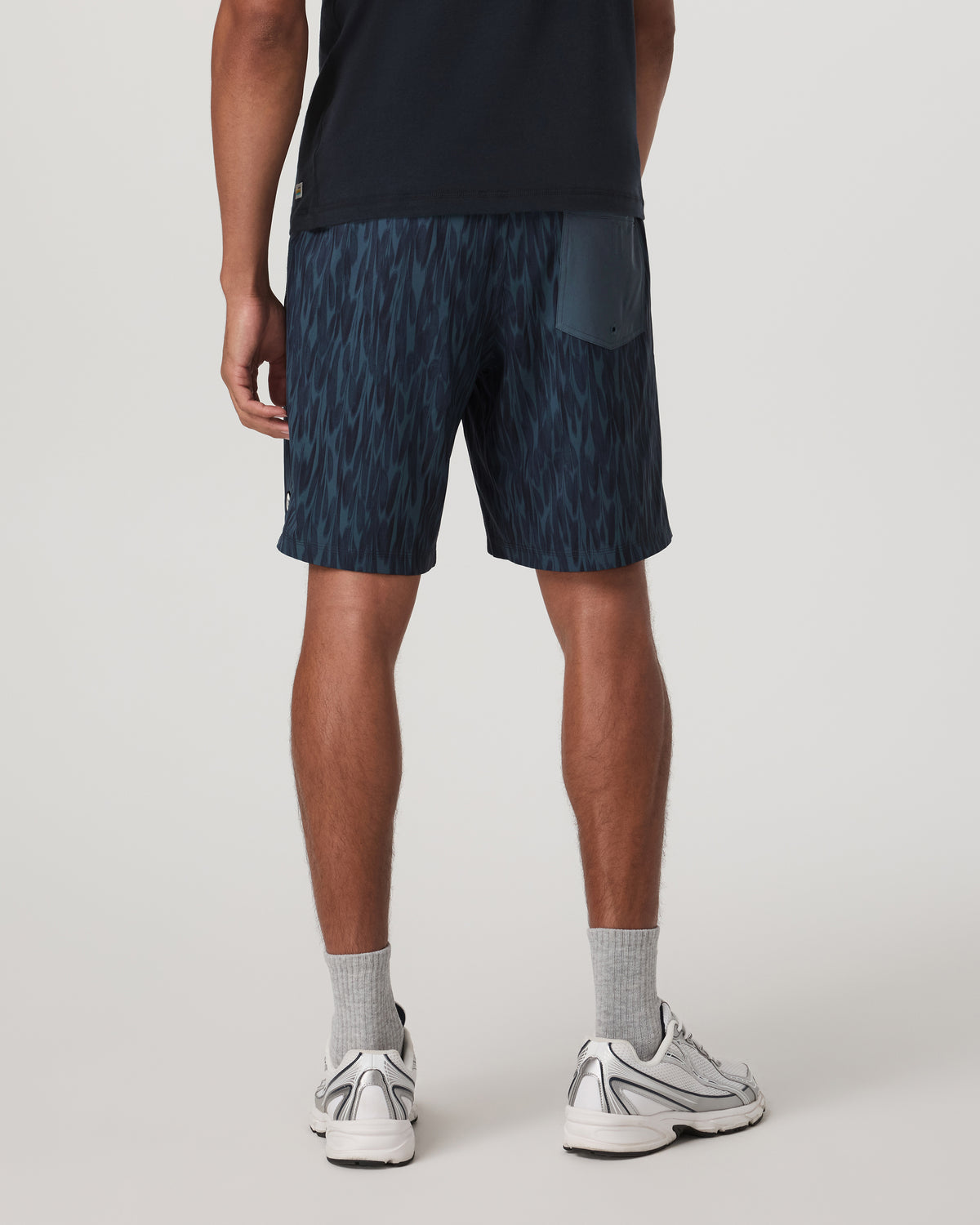 Kore Short Unlined 9" Men's Blue Sea Pampas Shorts - Image 3