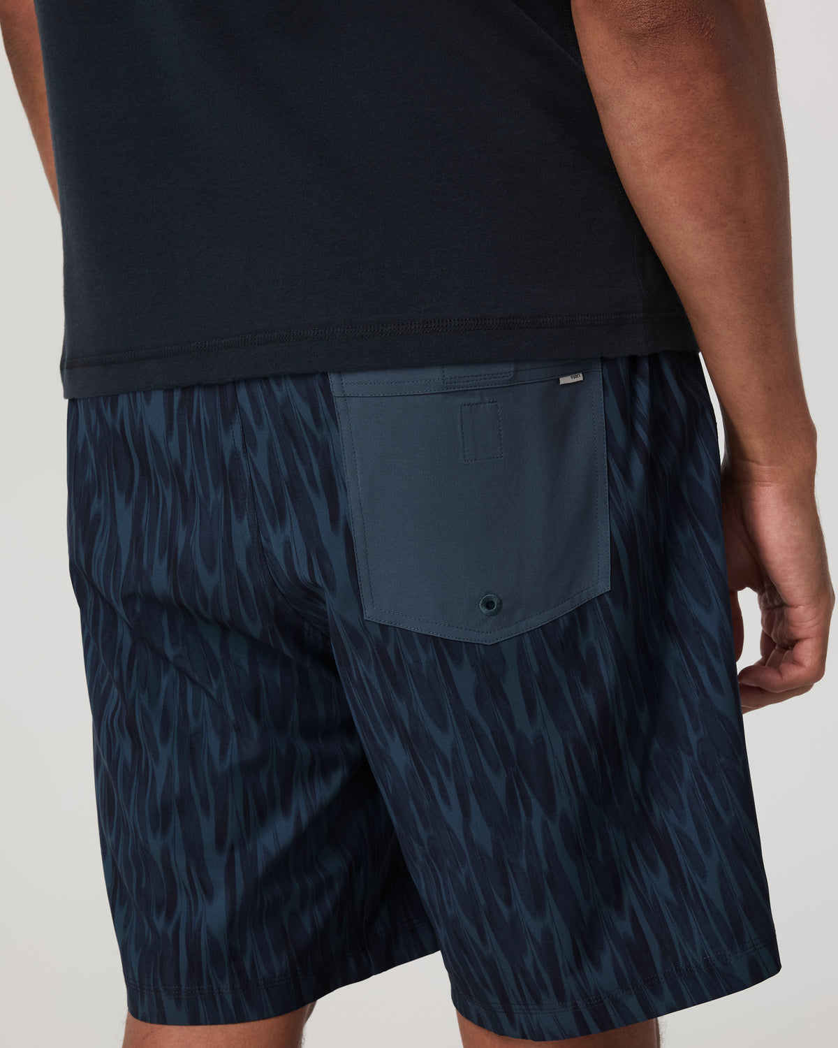 Kore Short Unlined 9" Men's Blue Sea Pampas Shorts - Image 4