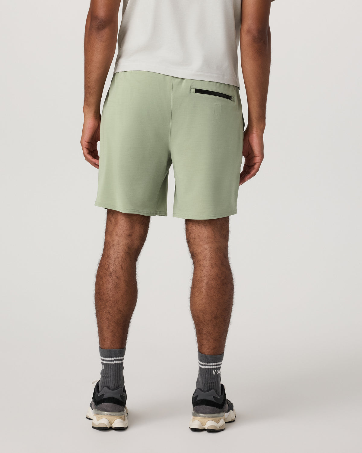 Elevate Kore Short Unlined 7" Men's Agave Shorts - Image 3