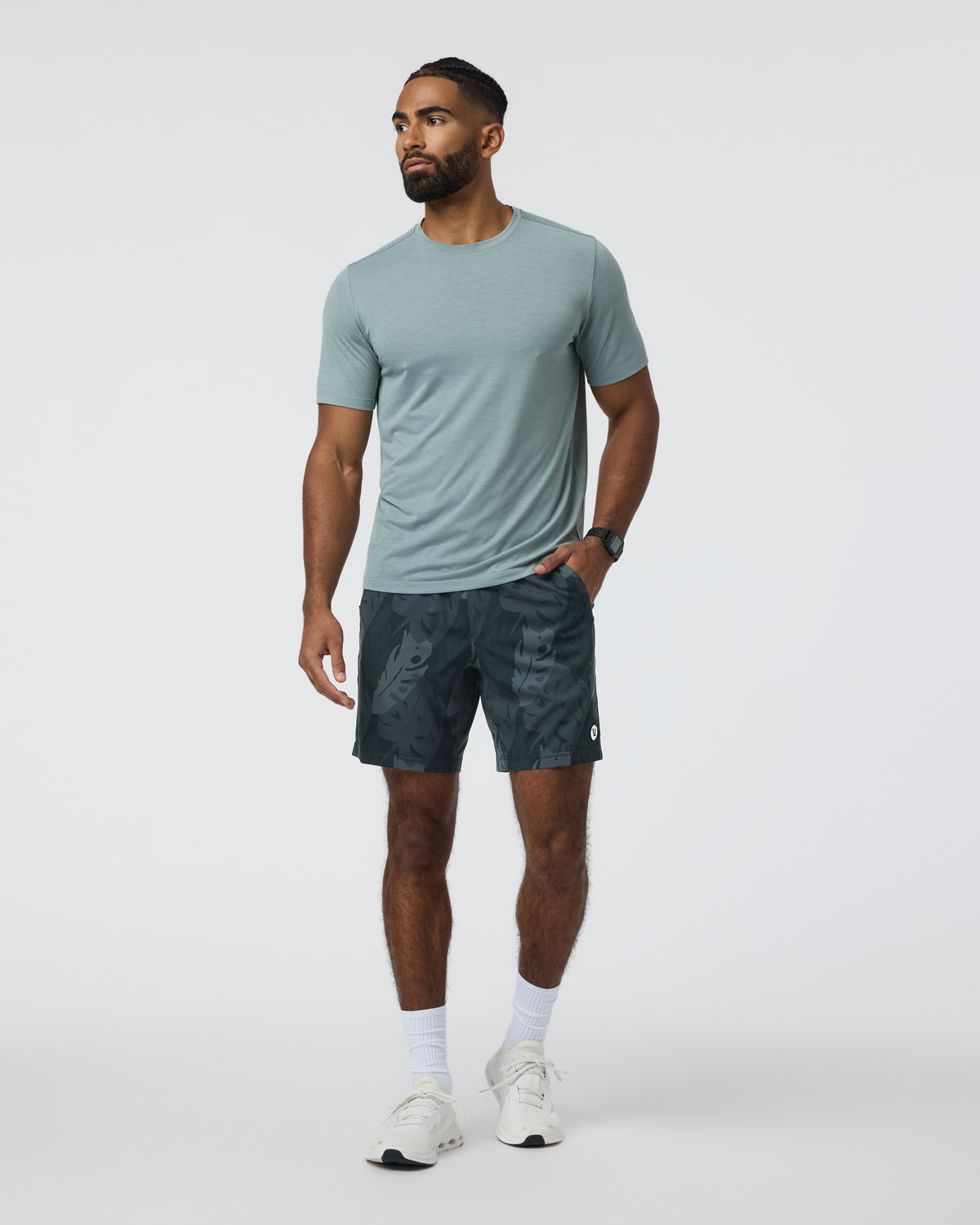 Kore Short Lined 7" Men's Black Leaves Athletic Shorts - Image 4