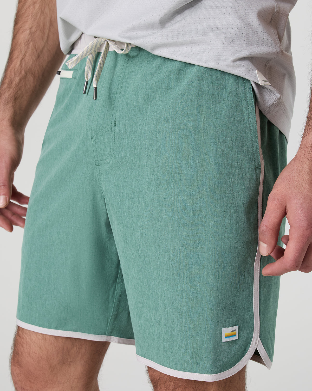 Banks Short Hedge Green Linen Texture - Image 2