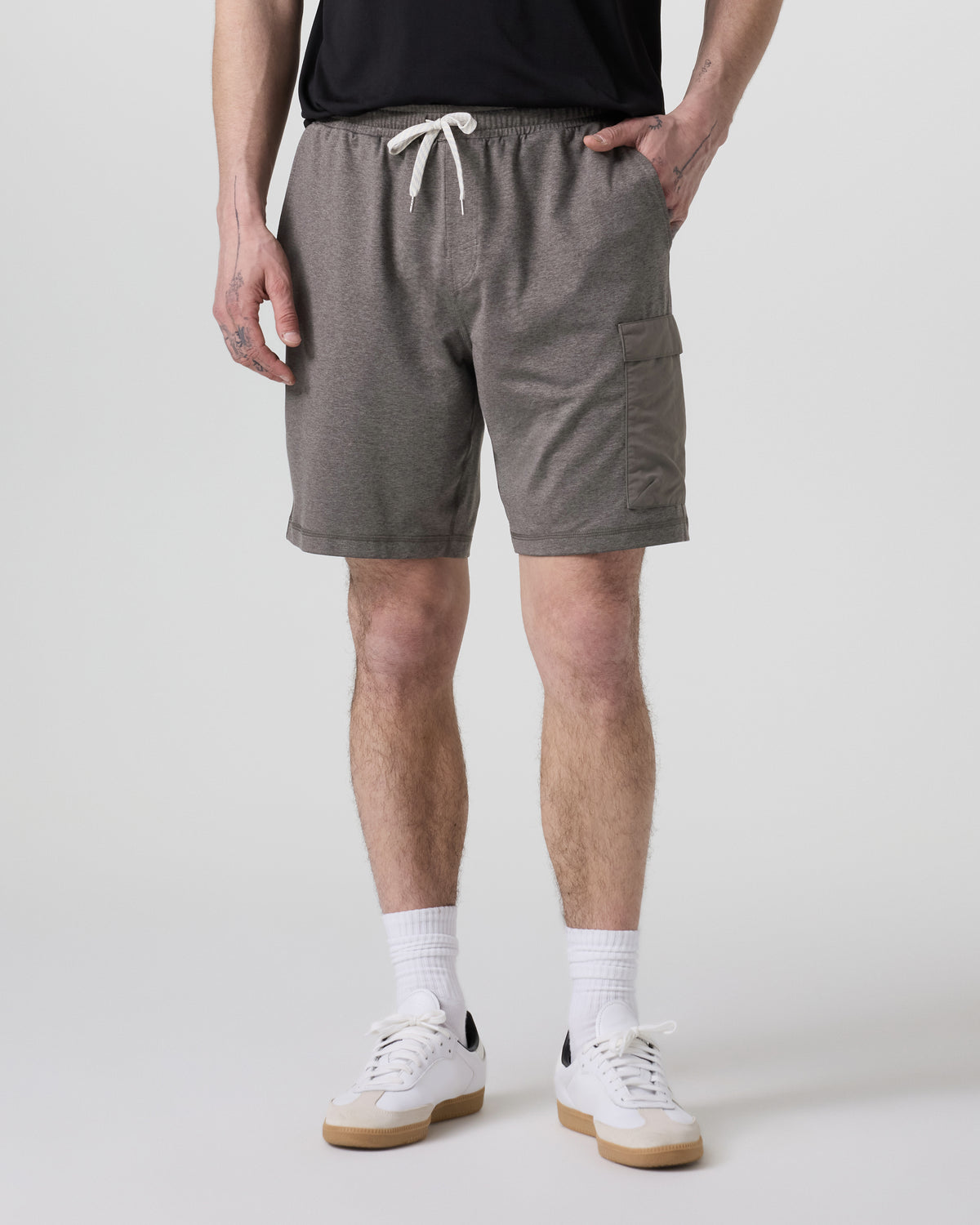 Sunday Performance Utility Short Classic Fit 8" Warm Grey Heather - Image 2