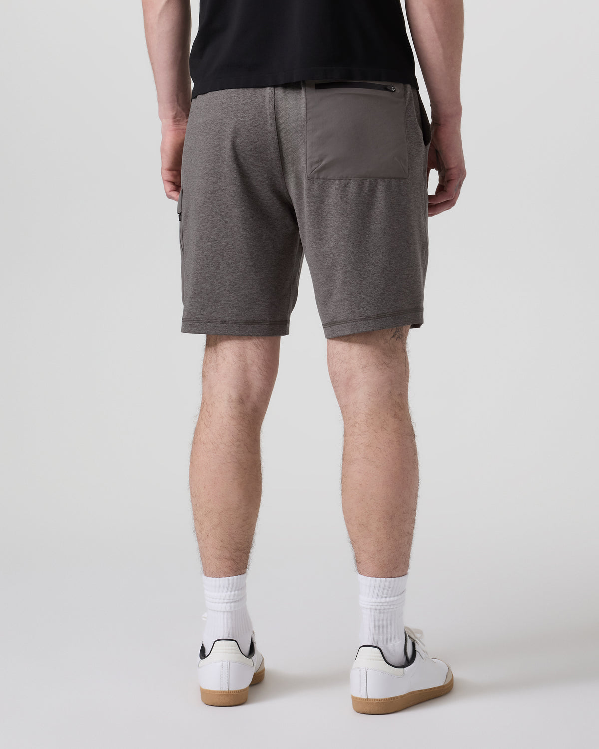 Sunday Performance Utility Short Classic Fit 8" Warm Grey Heather - Image 3
