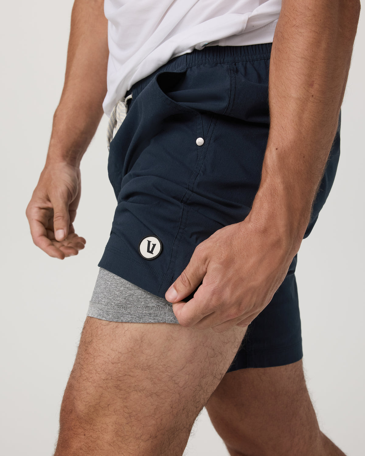 Kore Everyday Short Lined 7" Men's Classic Fit Ink Shorts - Image 2