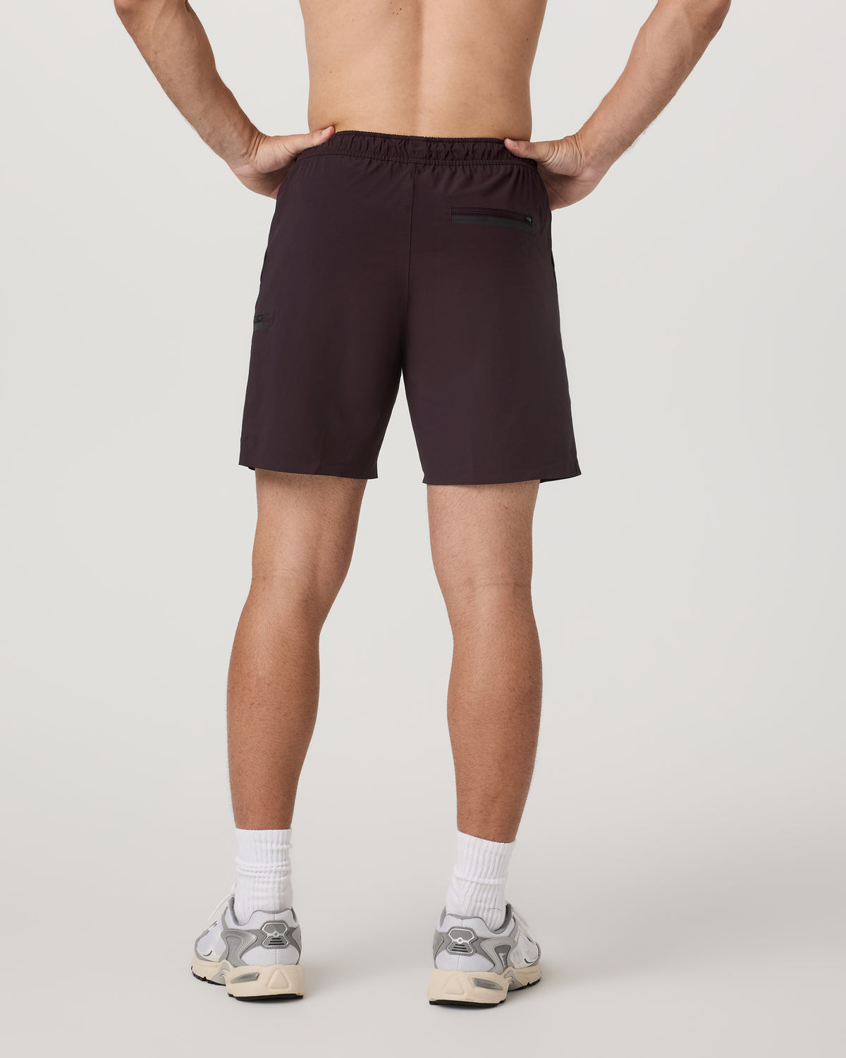 Grafton Short Lined 7" Men's Raisin Training Shorts - Image 3