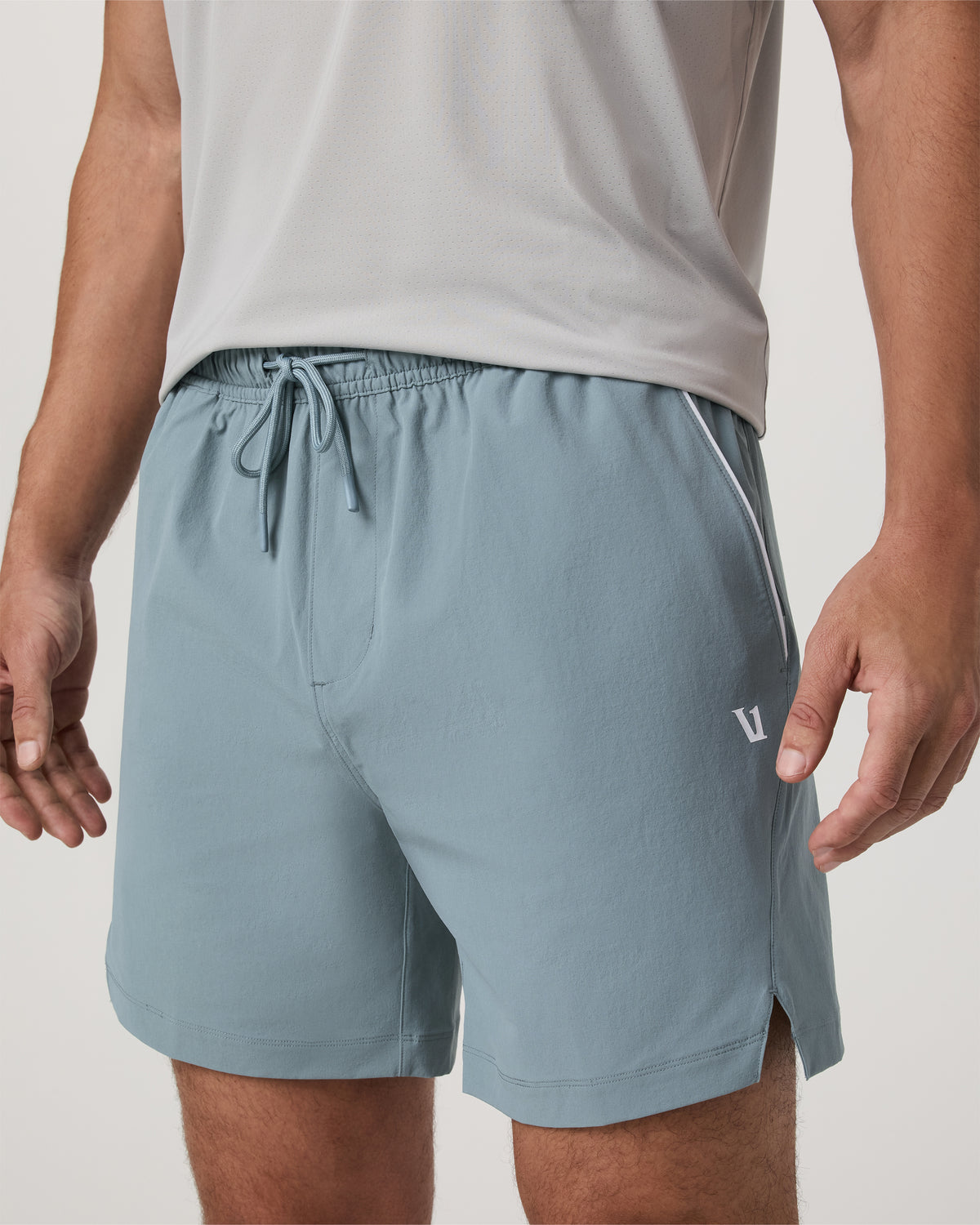 Crosscourt Short Unlined 7" Men's Mist Tennis Shorts - Image 2