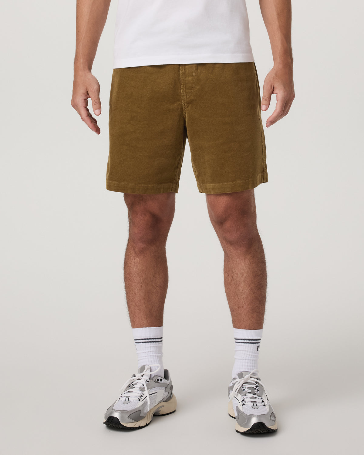 Optimist Elastic Waist Short 8" Men's Rum Relaxed Shorts